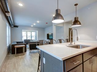 808 S Lincoln Ave #35DVXYTFX, Urbana, IL 61801