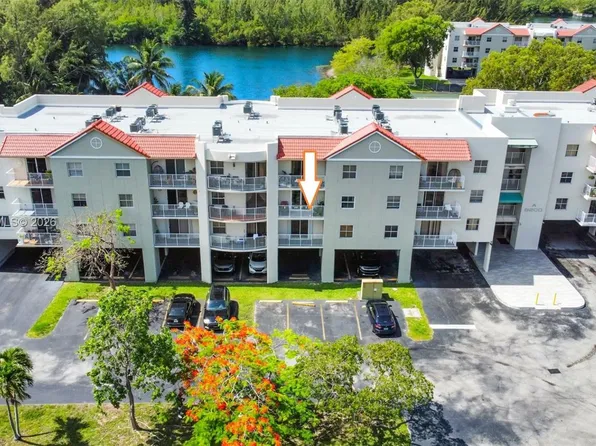 8200 SW 210th St APT 103, Cutler Bay, FL 33189