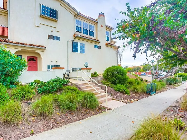 1551 Fortuna Ave — Photo 30
