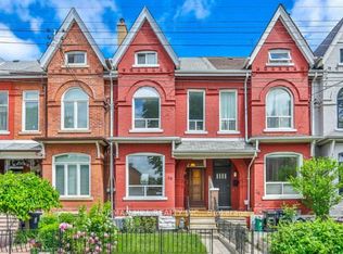 30 Robinson St #1, Toronto, ON M6J 1L2