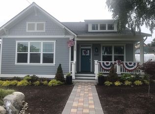 1205 19th St, Anacortes, WA 98221