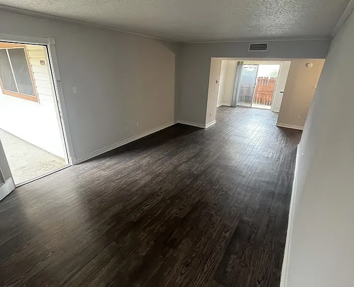 Le Montreaux Apartments — Photo 129