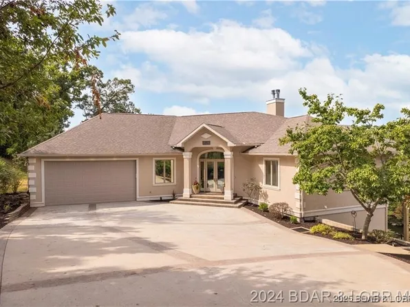 186 Borders Dr, Lake Ozark, MO 65049