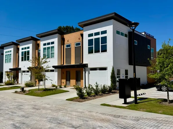 621 Walnut Heights Dr, Raleigh, NC