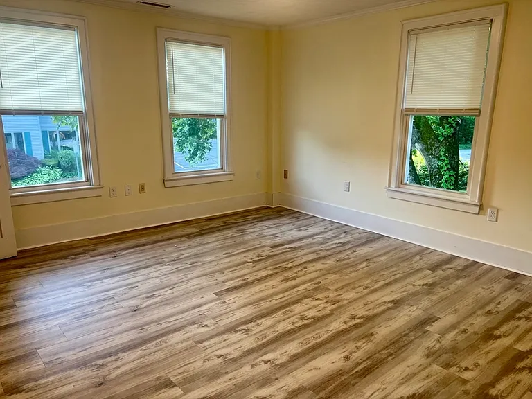 282 Main St #2E — Photo 5