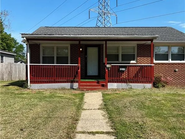 717 73rd St, Newport News, VA 23605