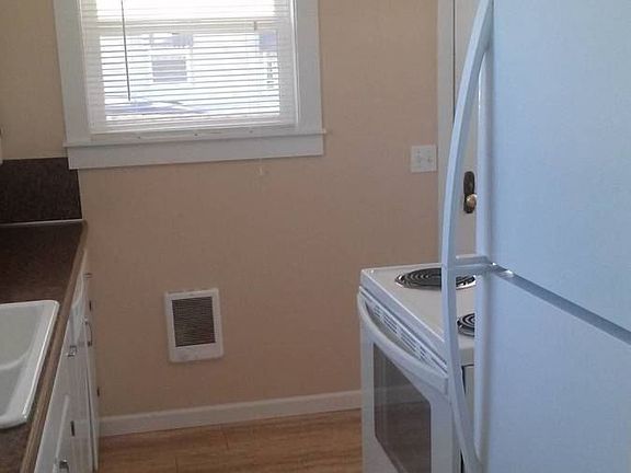 5th image of 66 Blalock Dr
