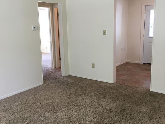 5th image of 715 S Audrey Dr