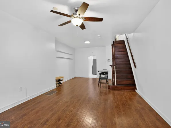 1551 S Chadwick St, Philadelphia, PA 19146