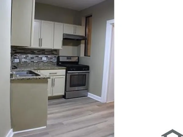 1521 E 68th St #1, Chicago, IL 60637