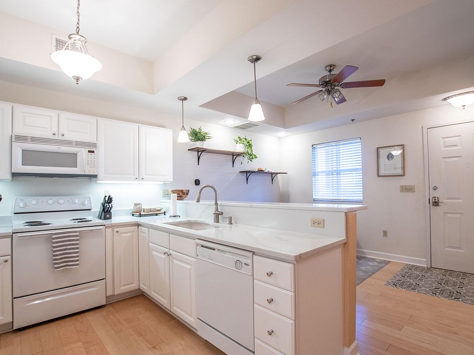 120 Raceday Center Dr Bristol, TN, 37620 Apartments for Rent Zillow