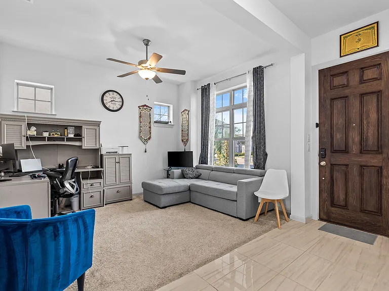 4315 Smokey Quartz Ln — Photo 24