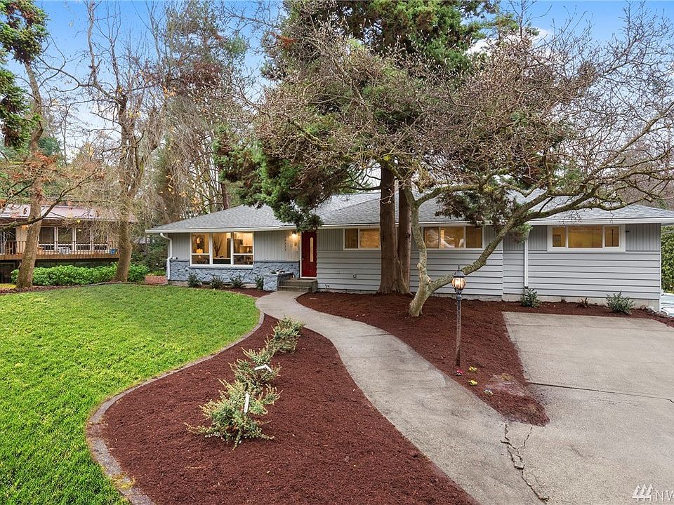 1st image of 19455 Marine View Dr SW