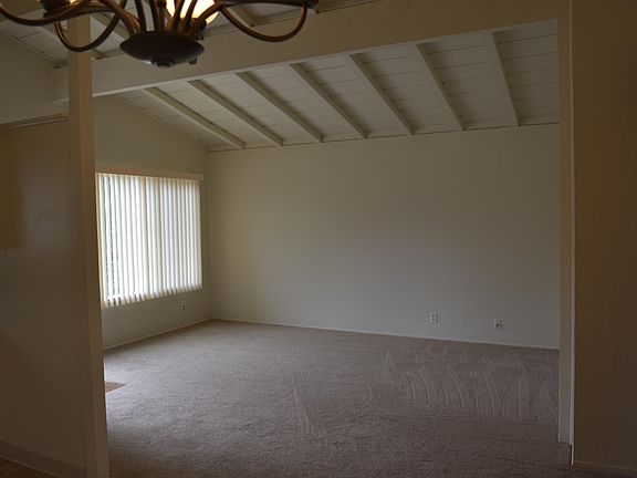 5th image of 349 El Cajon Dr