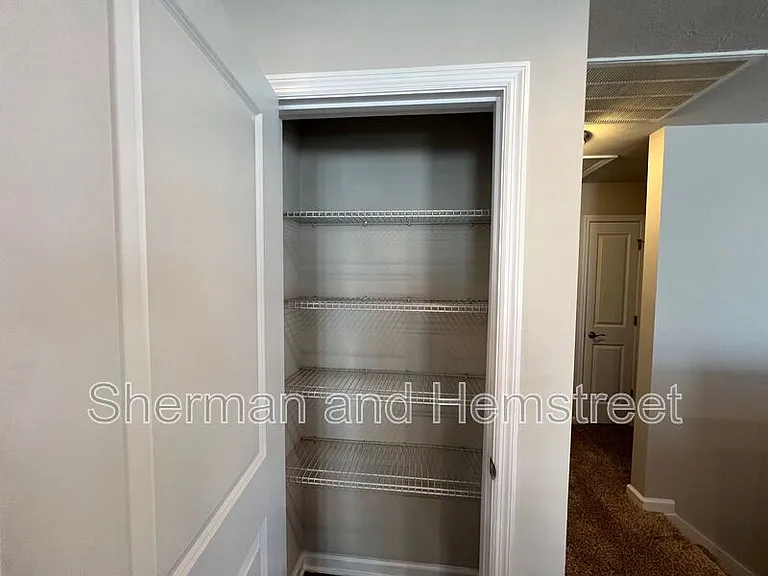 736 Tarvin Cir — Photo 7