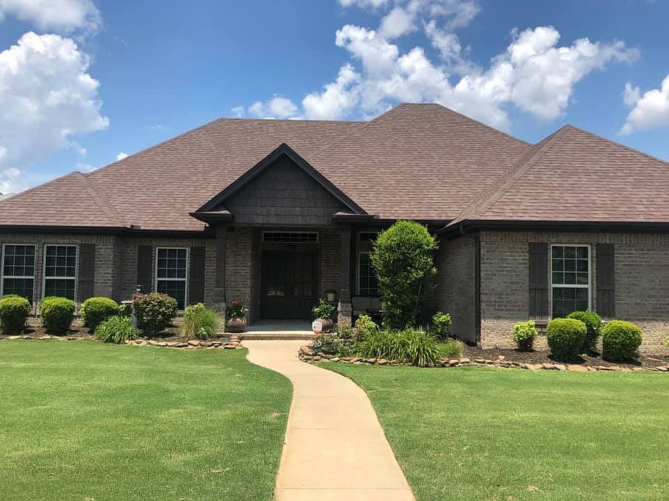 1st image of 3202 Saddlebrook Dr