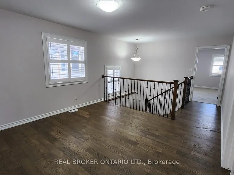 55 Hildred St — Photo 7