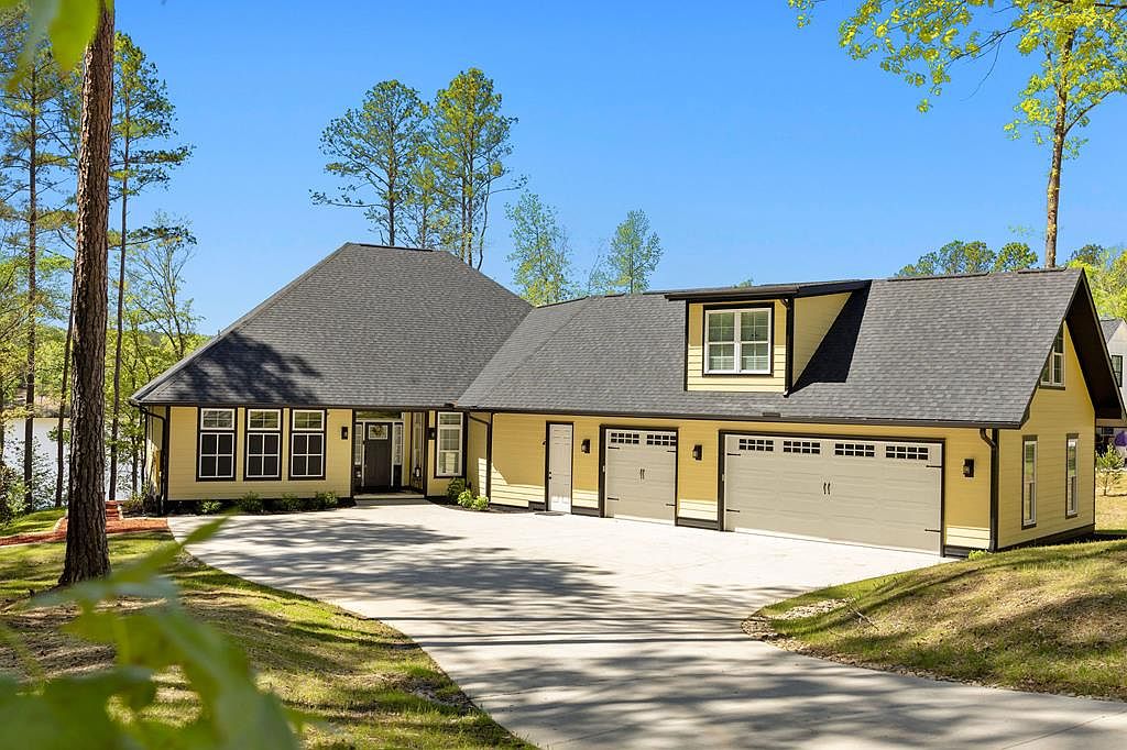 303 W Commodore Dr, Cross Hill, SC 29332 Zillow