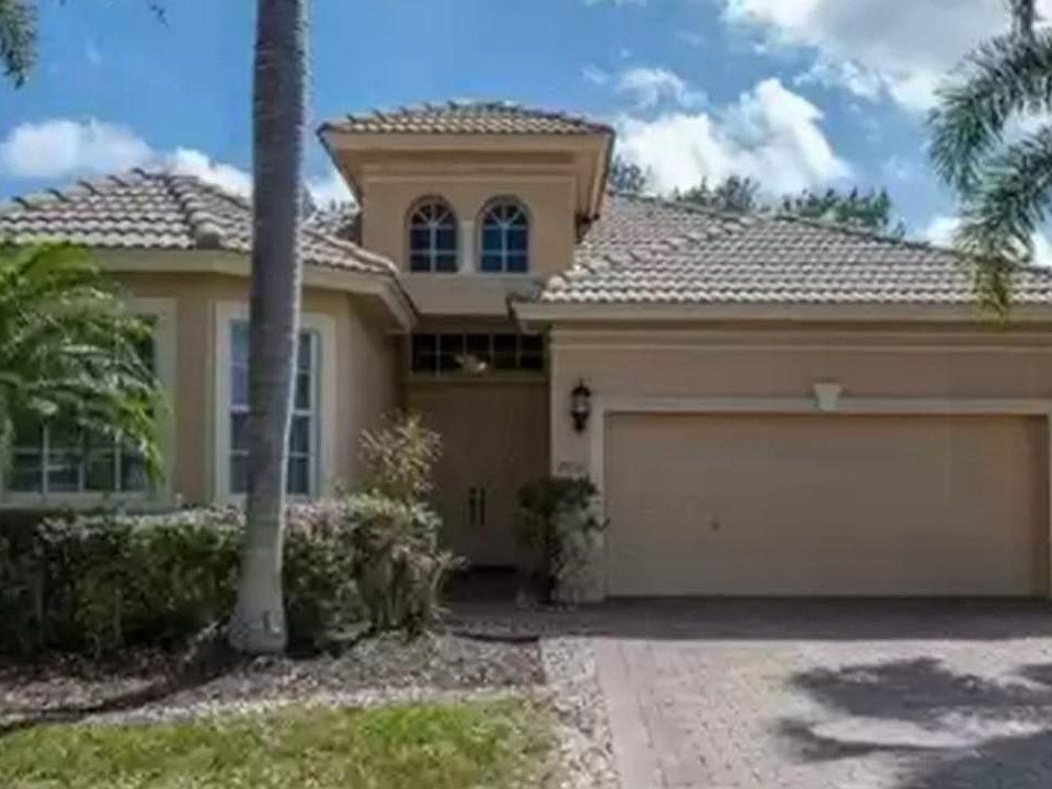 1st image of 7106 Vesuvio Pl
