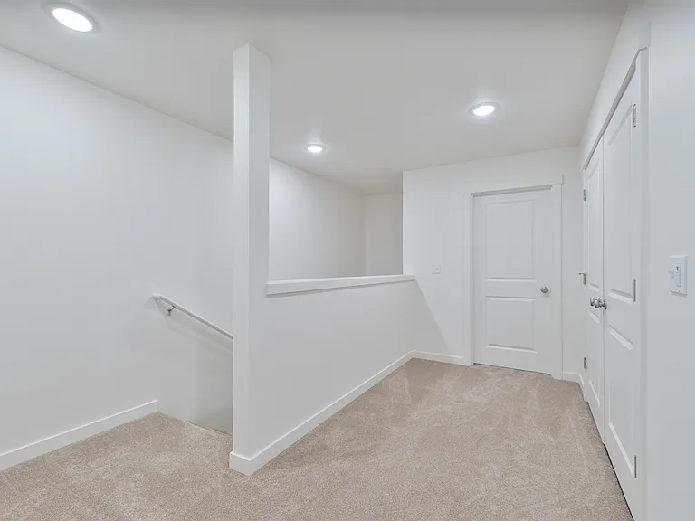 2711 Niki Ln — Photo 11