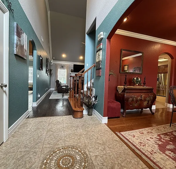 2234 Tall Tree Ln — Photo 3