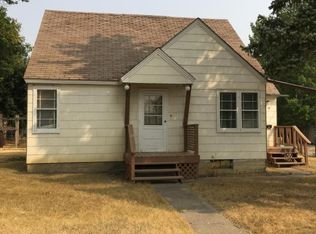 15 1st Ave SW, Conrad, MT 59425