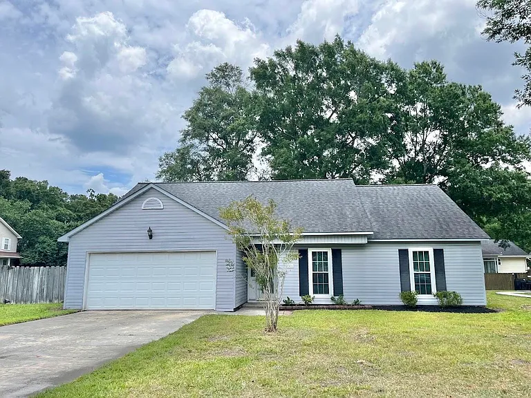 8486 William Moultrie Dr — Photo 1