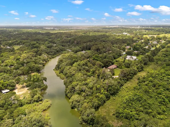 0 Tba, Hitchcock, TX 77563