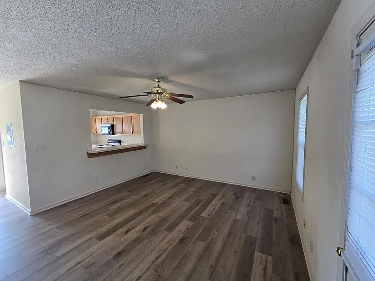 241 Tree Line Dr — Photo 6