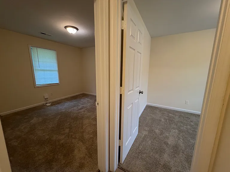 111 McConville Rd #B — Photo 18