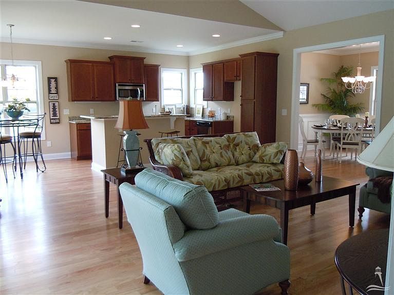 2nd image of 1213 Palatka Place
