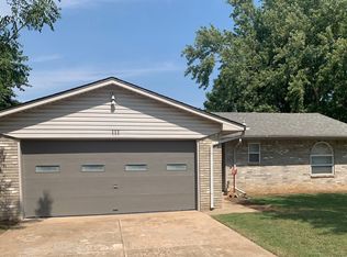 111 Palm Ave, Yukon, OK 73099