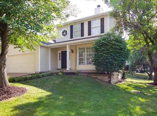 403 Hunters Crossing Ct, Grover, MO
