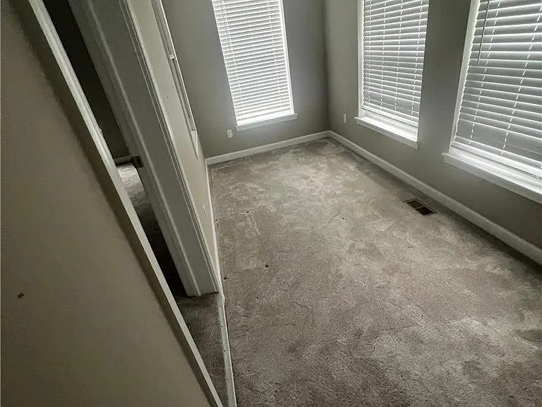 231 Lehigh Ave — Photo 13