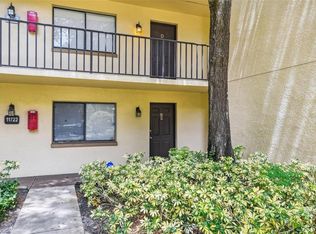 11722 Raintree Lake Ln APT D, Temple Terrace, FL 33617