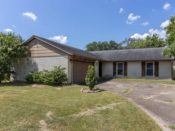 10106 Barmont Drive, La Porte, TX 77571