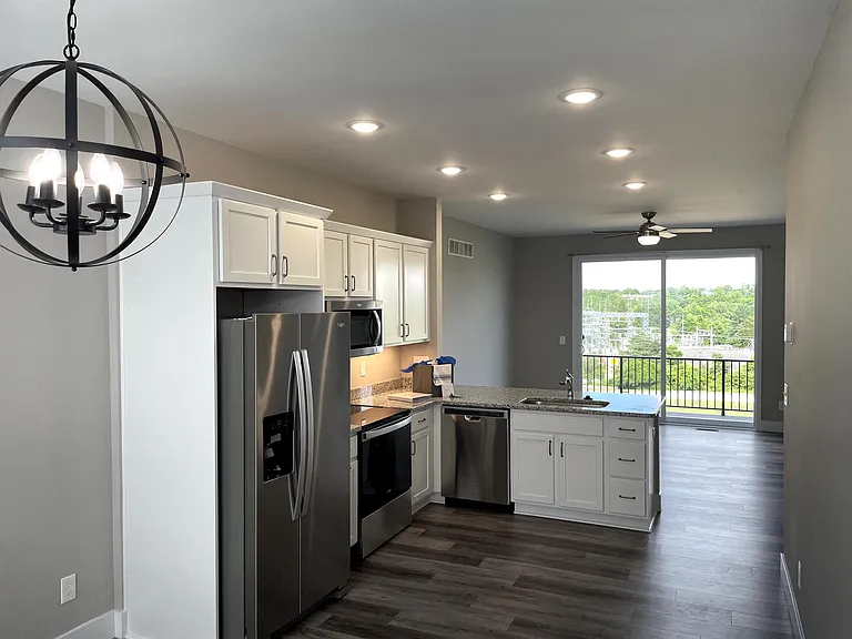 2315 Anderson Rd — Photo 3