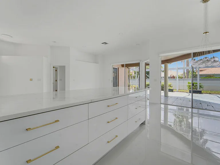 8213 Quail Meadow Trce — Photo 4