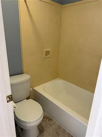 120 Houma Blvd #18 — Photo 9