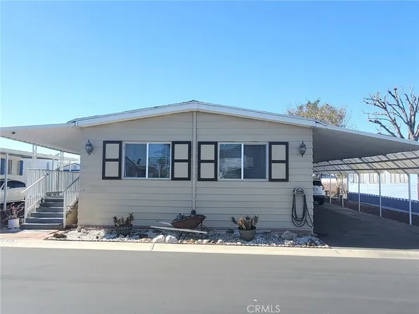 26515 Cockleburr Ln, Santa Clarita, CA 91351