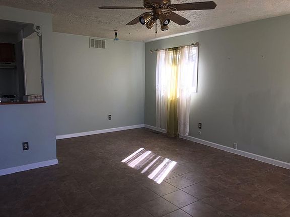 Living Room pic