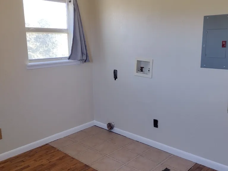 13109 Roanoke Rd #A — Photo 7