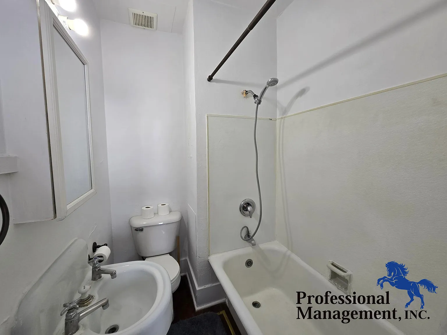 Studio, 500 sqft, $750 — Photo 2