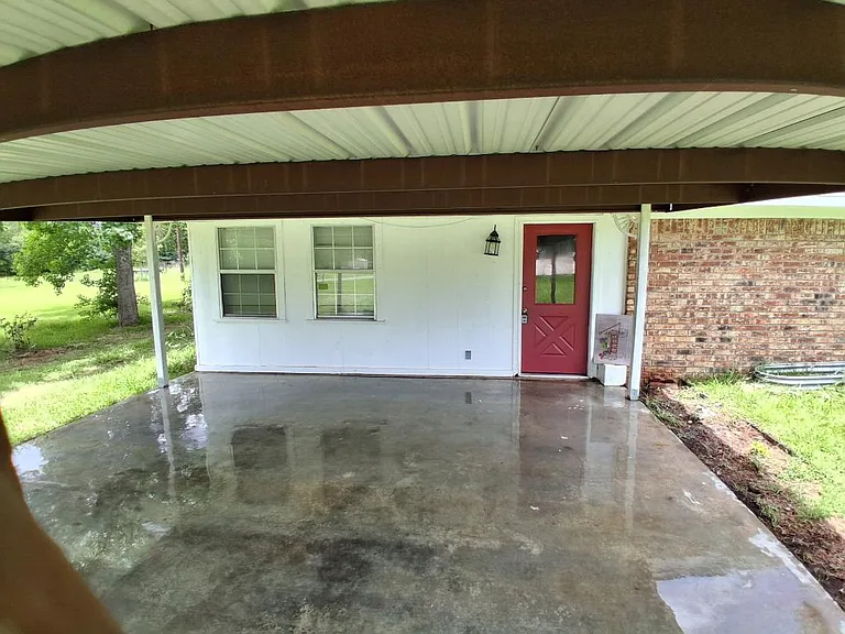 8651 US Highway 190 E — Photo 7