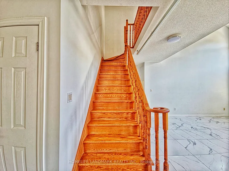 127 Rizal Ave — Photo 17