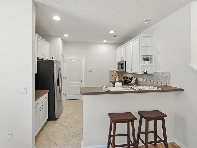 6119 Bartram Village Dr — Photo 65