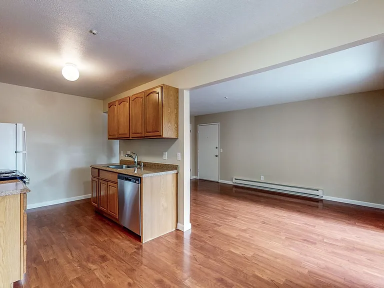 2305 McBride Ln — Photo 10