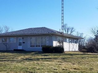 18650 State Highway 16, Charleston, IL 61920