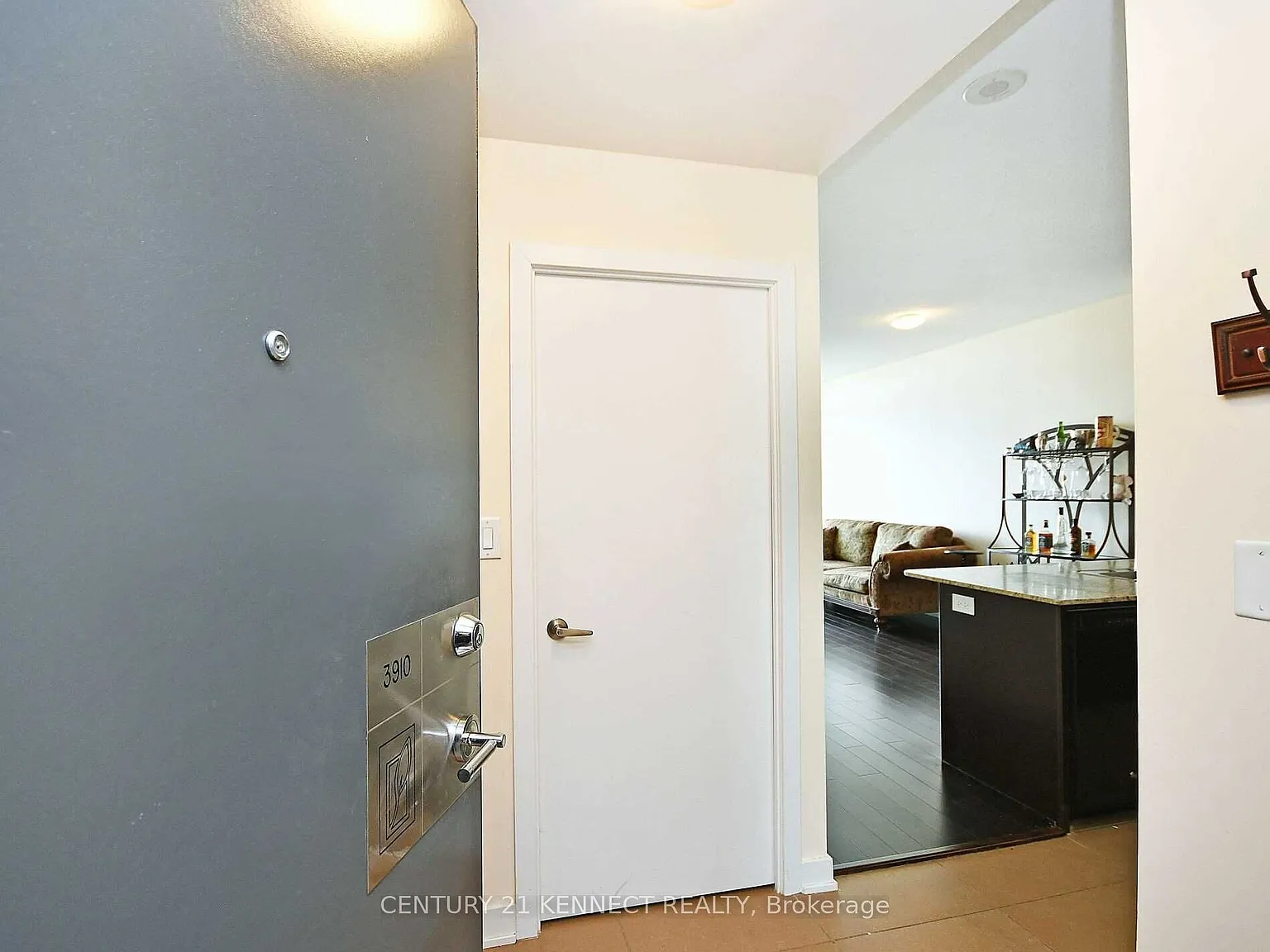 1 bed, $2,350 — Photo 4