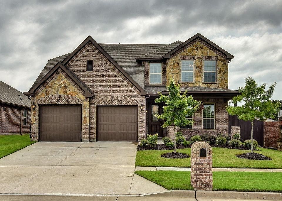 1st image of 12910 Adela Dr